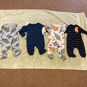 4 pack Dino pajama onesies size newborn